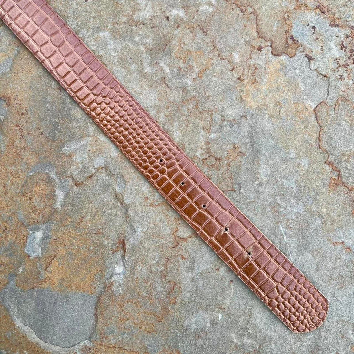 Vintage 90s BrownCroc Embossed Faux Leather Belt