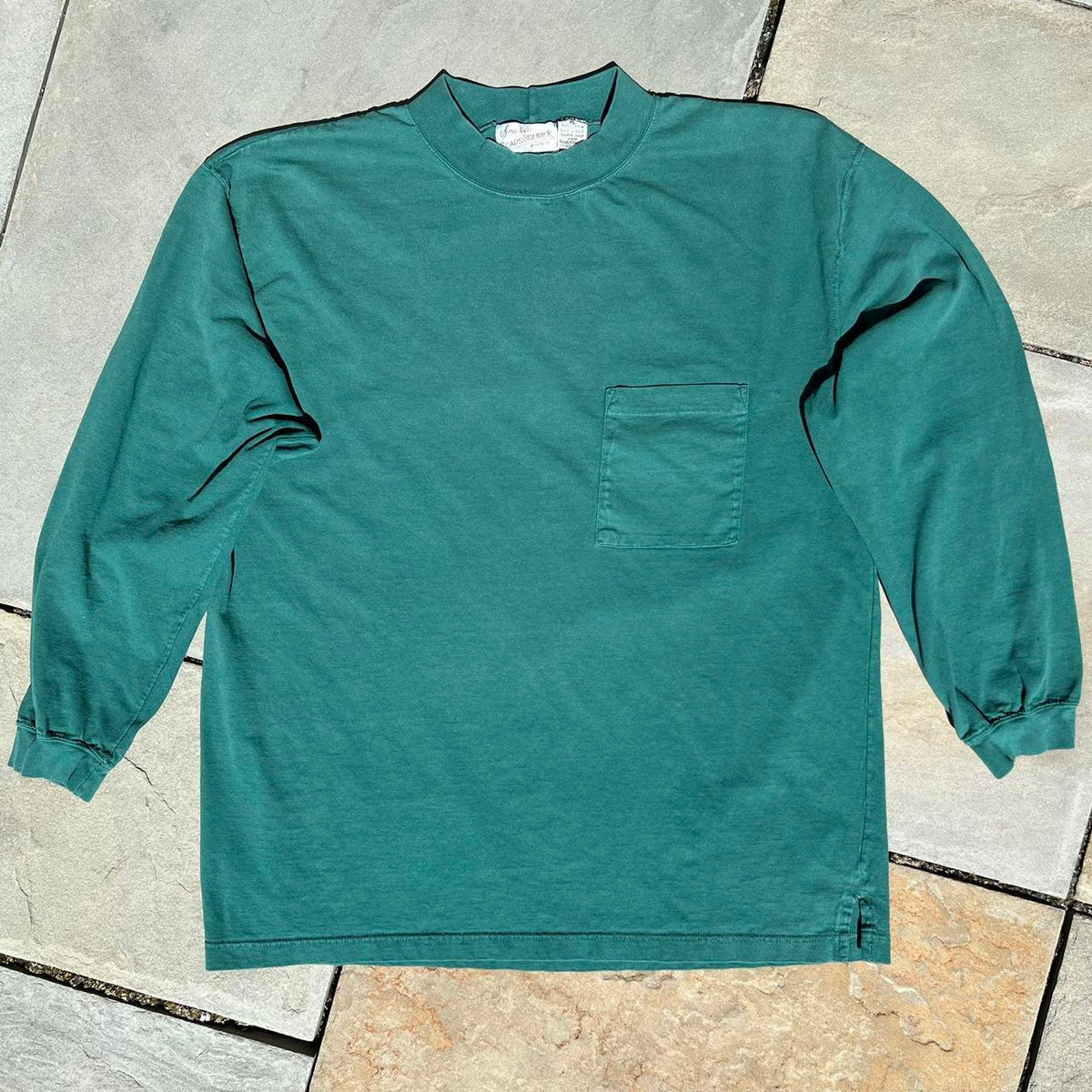 Neo-Vintage 90s Blue Green Longsleeve T-shirt