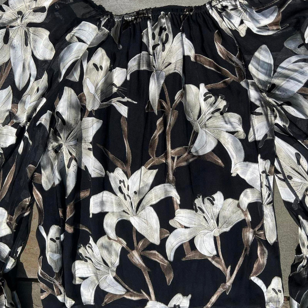Alice + Olivia Silk Blend Ardelia Floral Off Shoulder Blouse