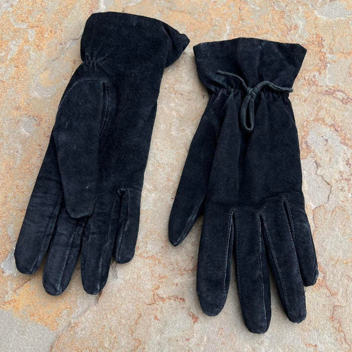 Y2K Black Suede Leather Gloves