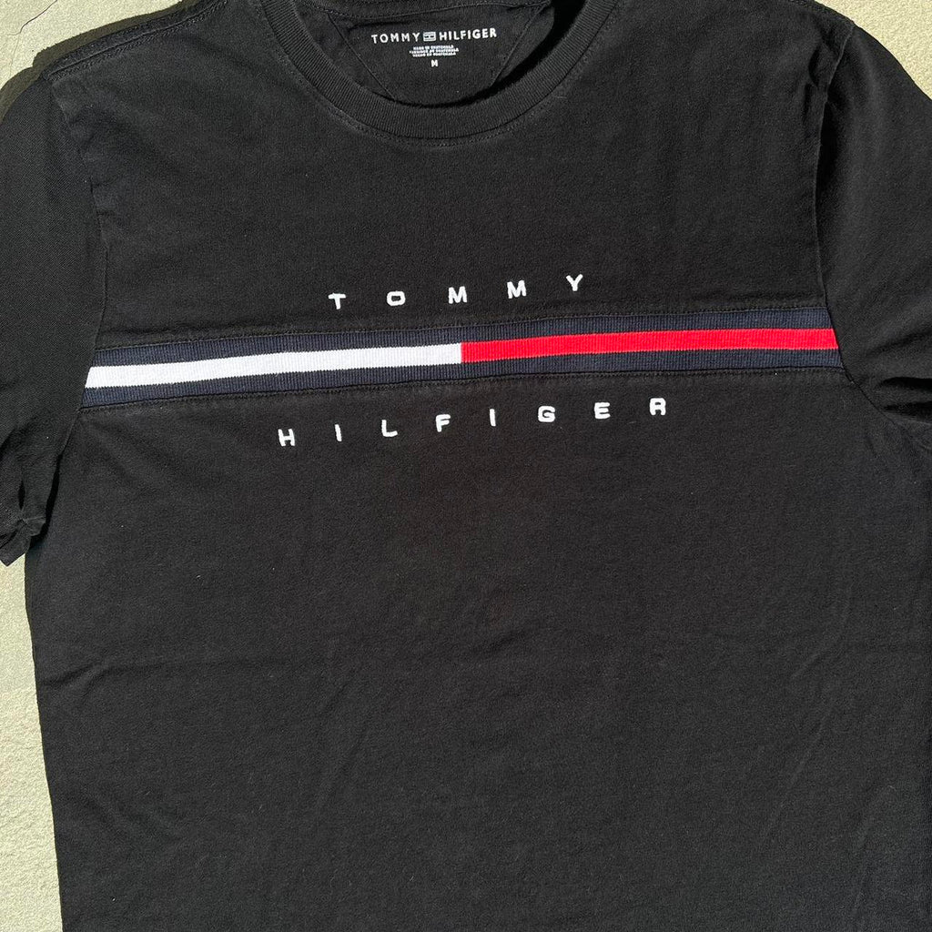 Y2K Tommy Hilfiger Chest Stripe Black T-Shirt