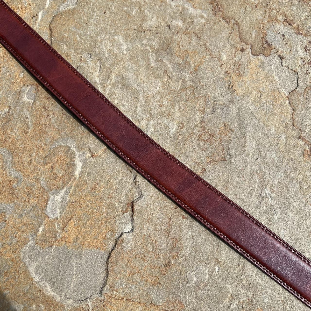 Neo Vintage 90s Brown Oil Tanned Leather Belt