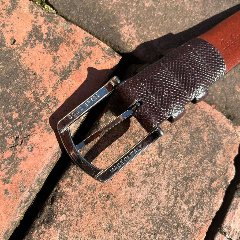 Vintage 90s Dark Brown Embossed Italian Leather Belt