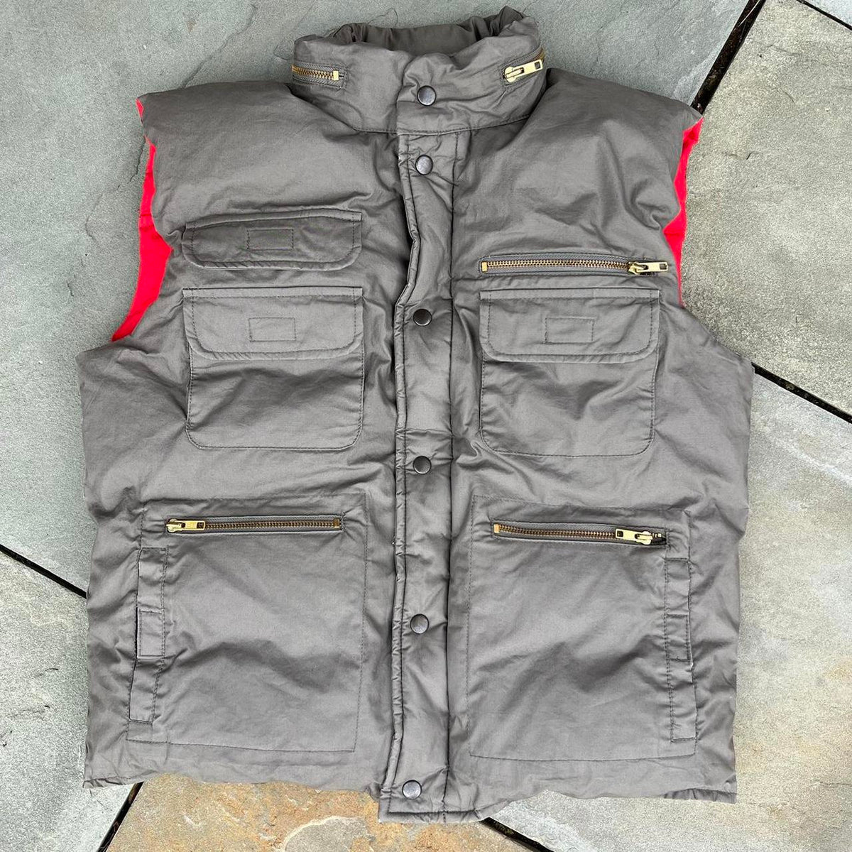 Vintage 80s Grey Utility Gorpcore Cargo Puffer Vest