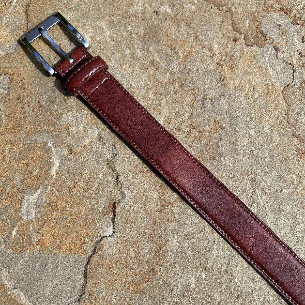 Neo Vintage 90s Brown Oil Tanned Leather Belt