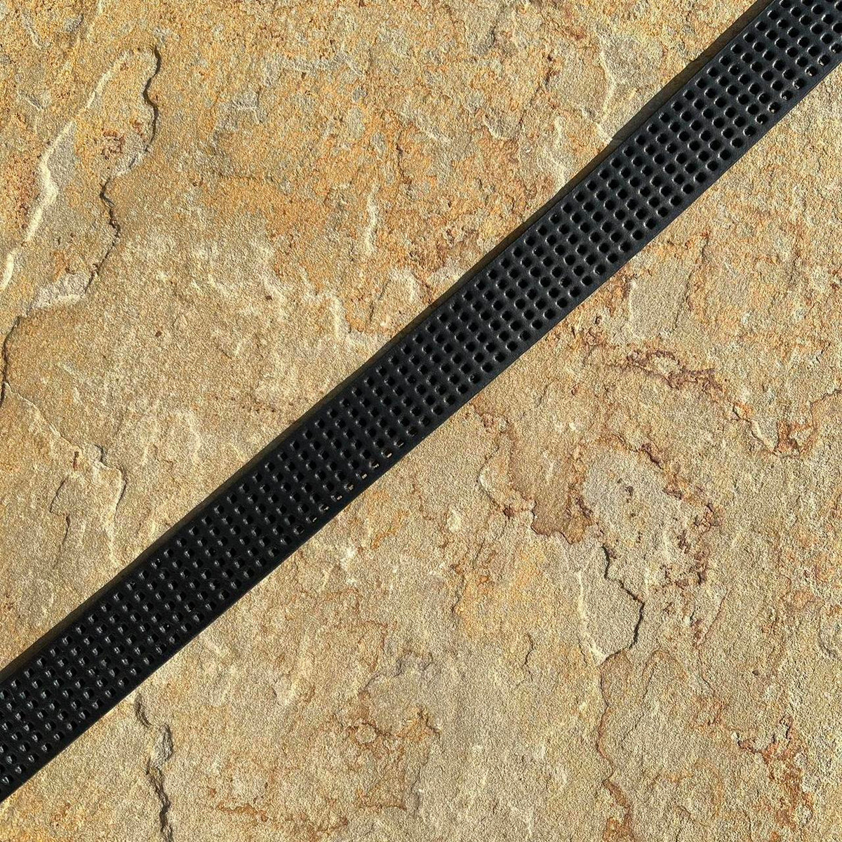 Minimalist Grunge Black Leather Mesh Belt
