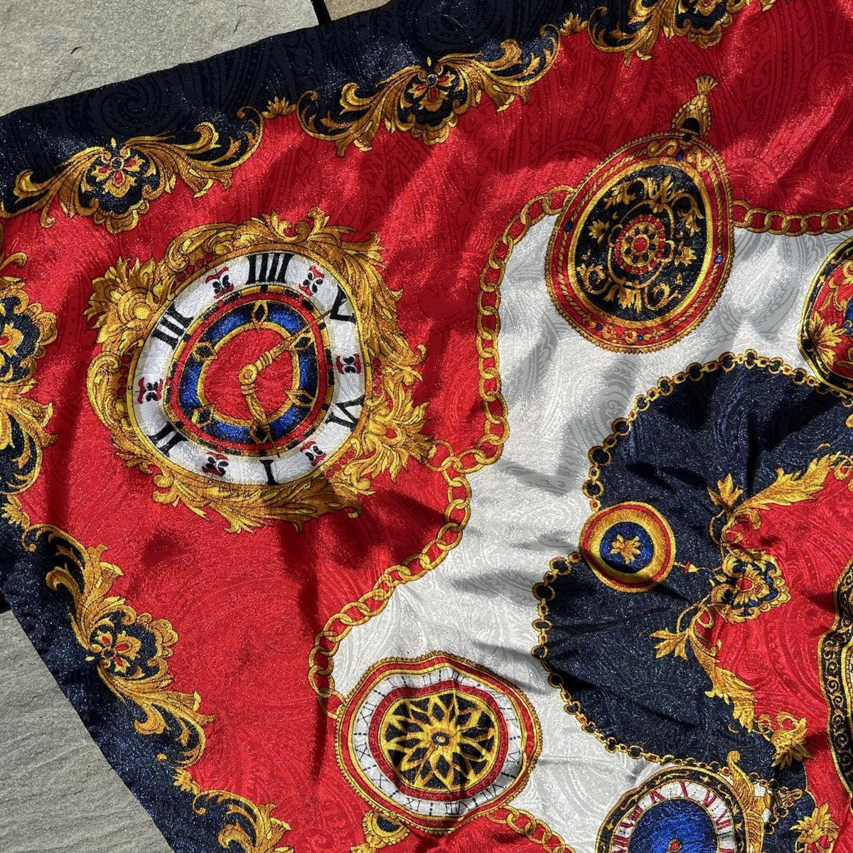 Neo-vintage Paisley Silk Clock Design Scarf Bandana
