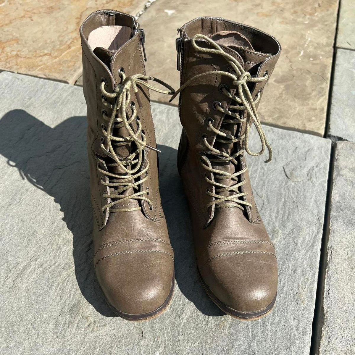 Brown Tan Leather Lace Up Boots Size 6