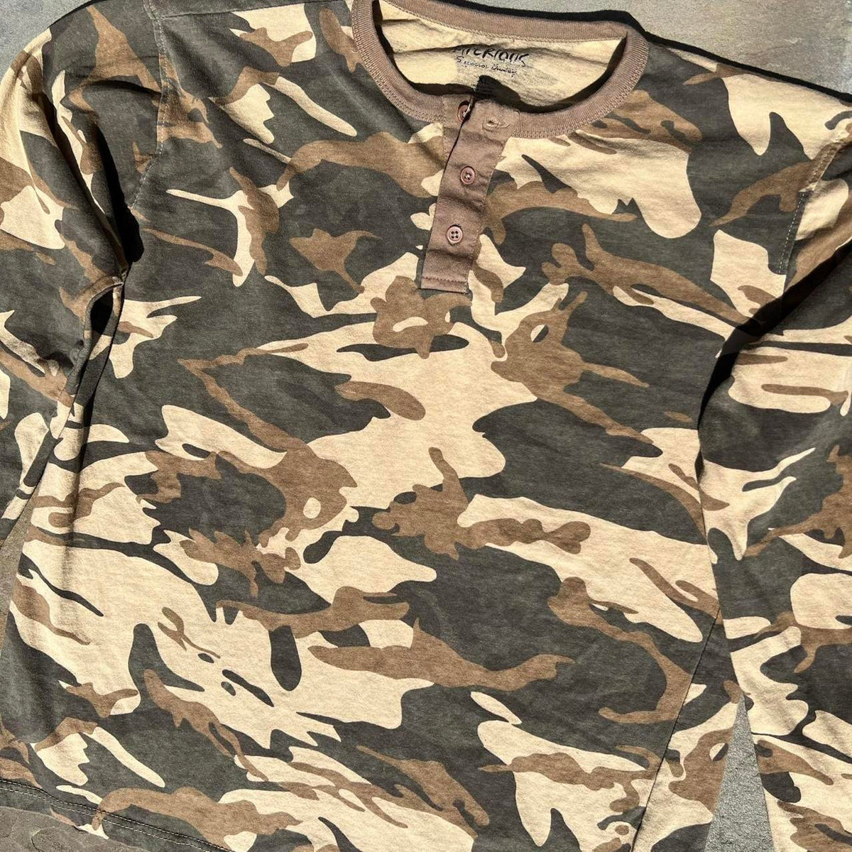 Y2K Tan Camo Henley