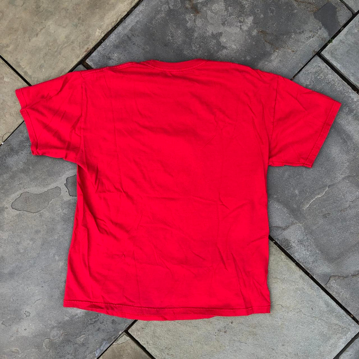 Y2K Red Santa T-shirt Graphic Print size large