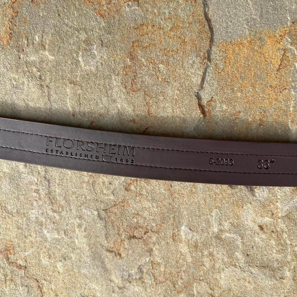Y2K Brown Leather Rib Belt