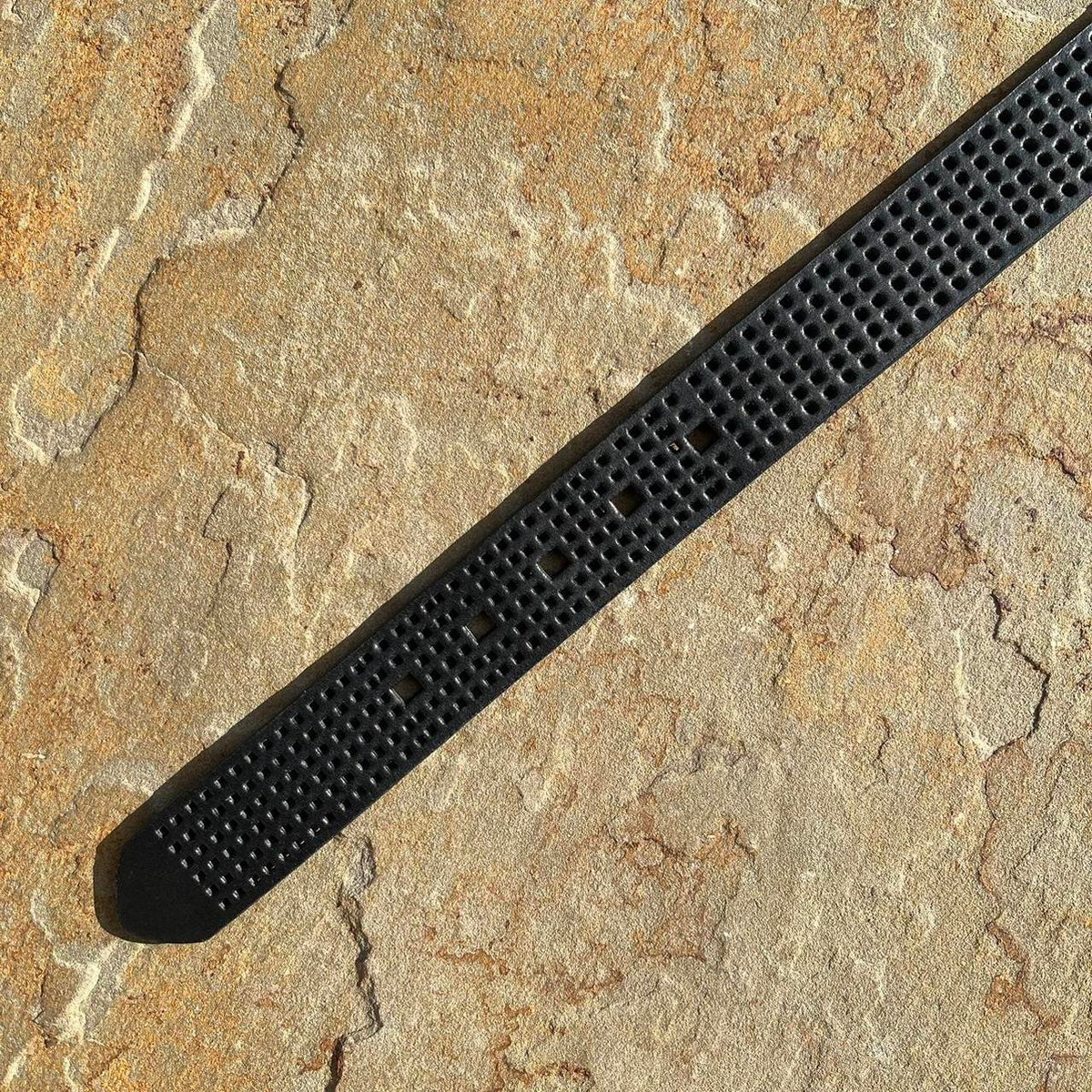 Minimalist Grunge Black Leather Mesh Belt