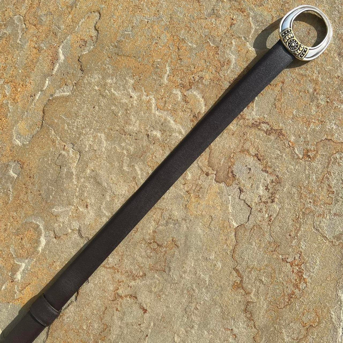 Retro Metal Hook Buckle Brown Leather Belt