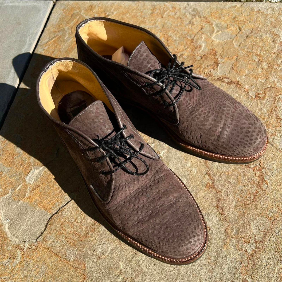 Neo-Vintage 90s Made in Italy Brown Suede Desert Boots