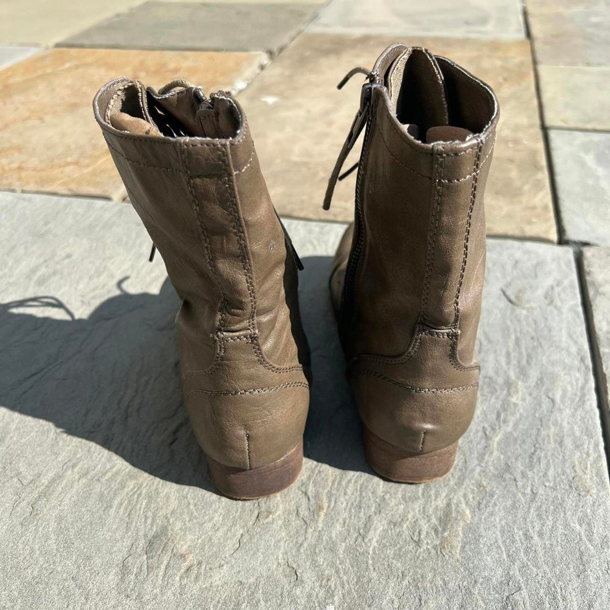 Brown Tan Leather Lace Up Boots Size 6