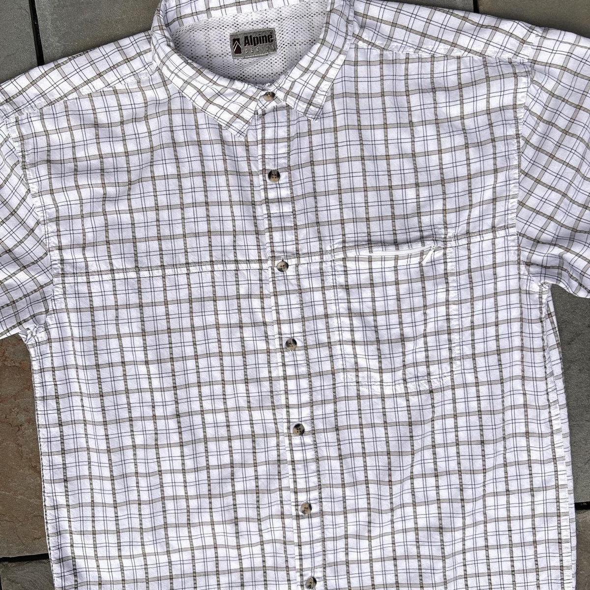 Neo Vintage Y2K White/Tan Plaid Short Sleeve Button Down