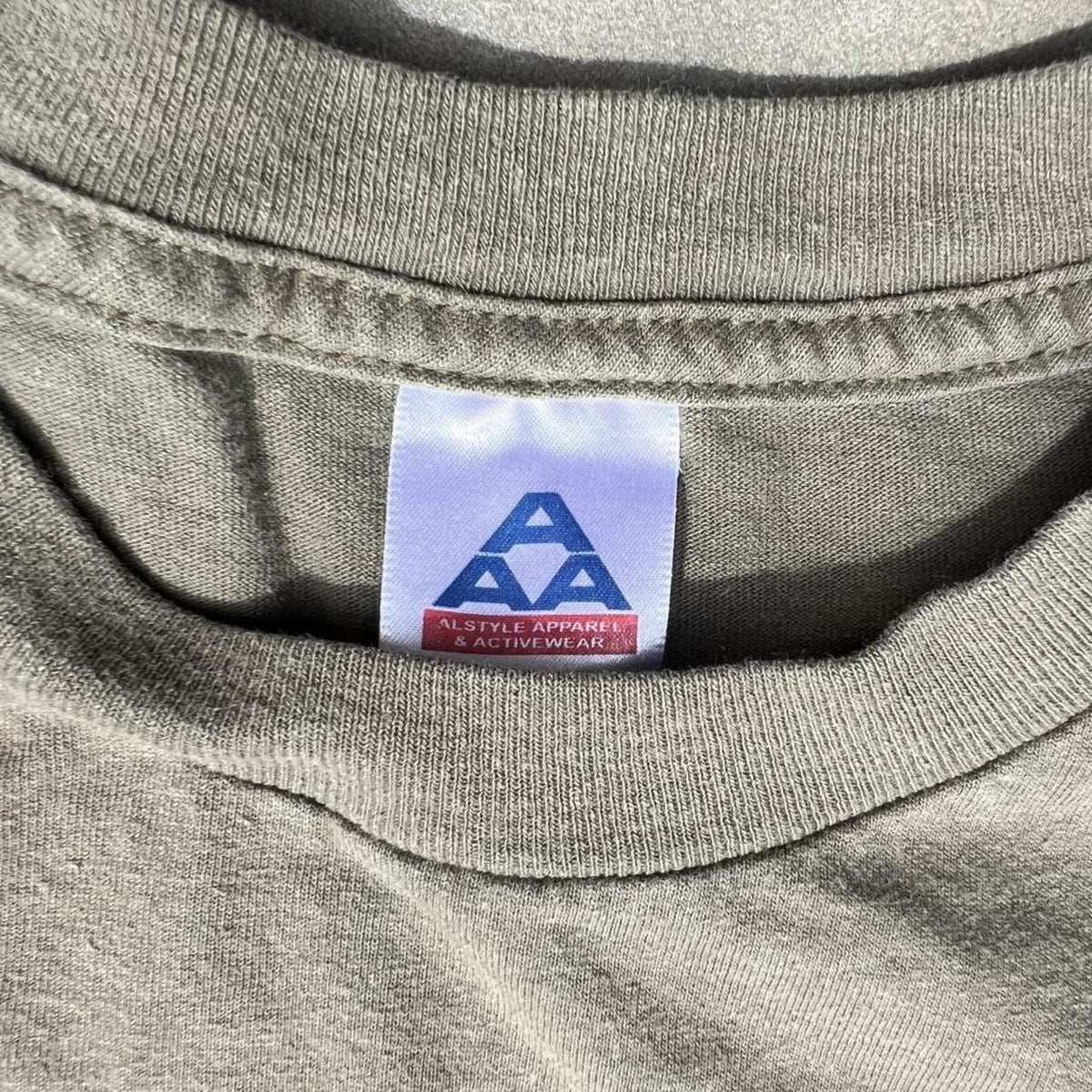 Neo-Vintage Y2K USA Olive Green Graphic T-shirt
